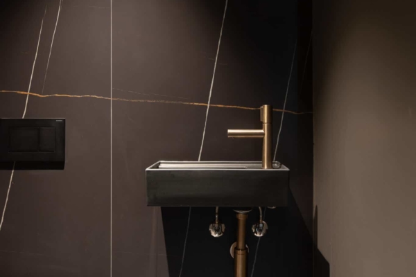 Carrelage maison au bord de l'eau à Rolle, salle de bains