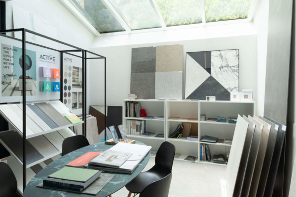 Lieu d'accueil pour la vente de carrelage à notre exposition