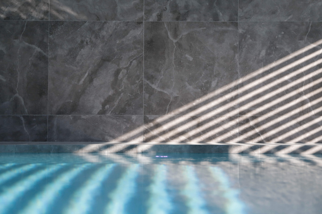 Piscine en carrelage