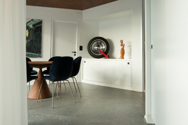 Rénovation d’une villa d’architecte à Montreux – Cuisine d'exception, Espace de vie, Piscines et terrasses et Salle de bain à Montreux