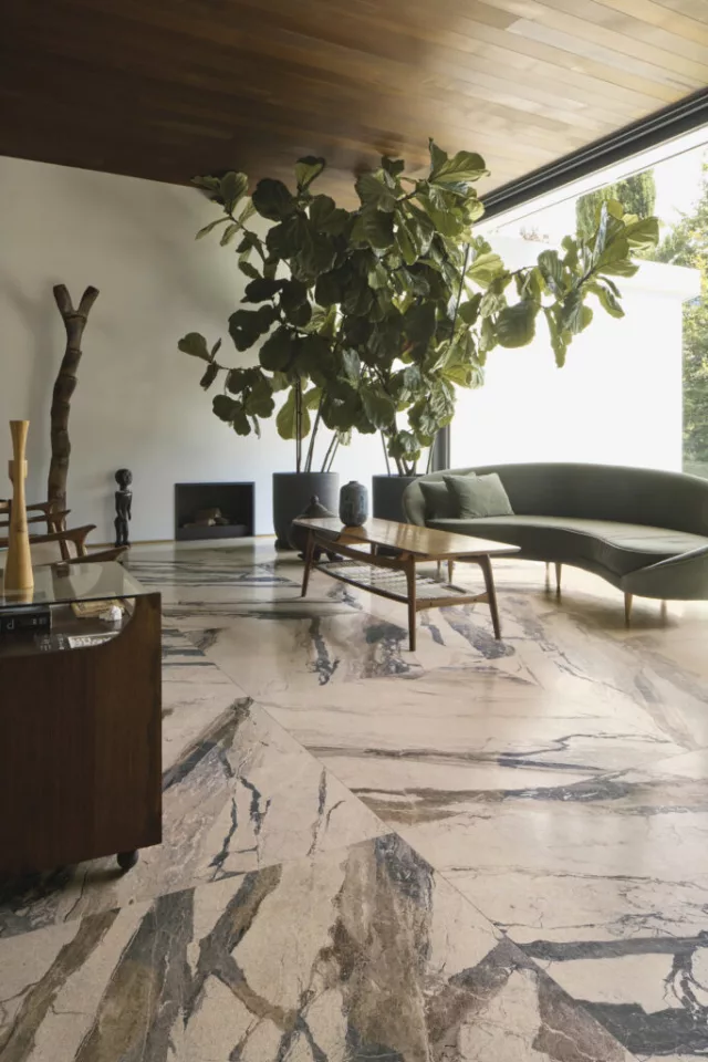 Carrelage Lexicon effet pierre – ambiance breccia phoenix